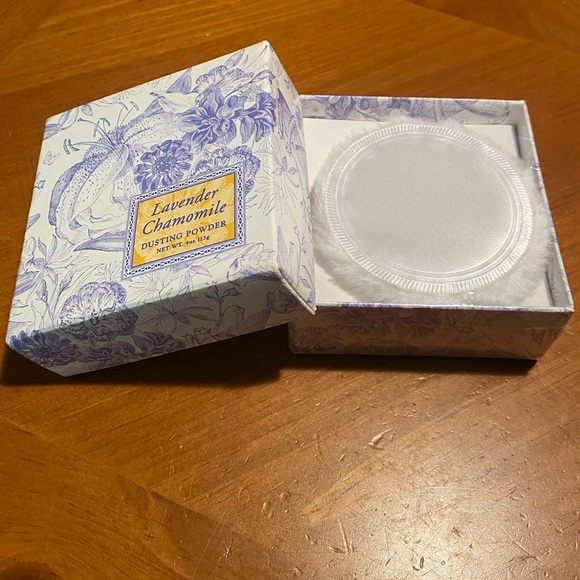 Lavender Chamomile Shea Butter Soap Set & Dusting Powder - Picture 5 of 16